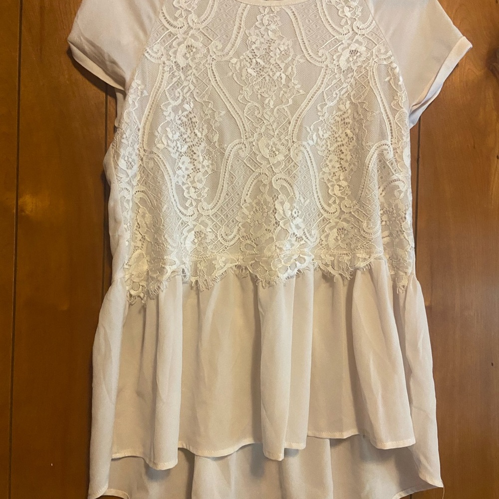 Rewind lace Peplum Blouse in Cream, size medium.
